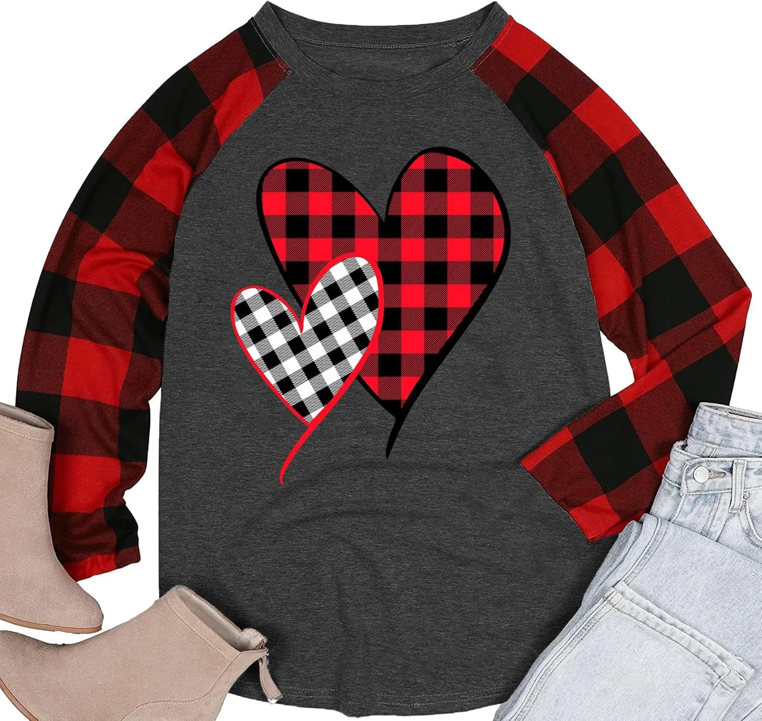 Plus Size Valentines Shirt for Women Cute Love Heart Graphic T-Shirt Long Sleeve Shirts for Her